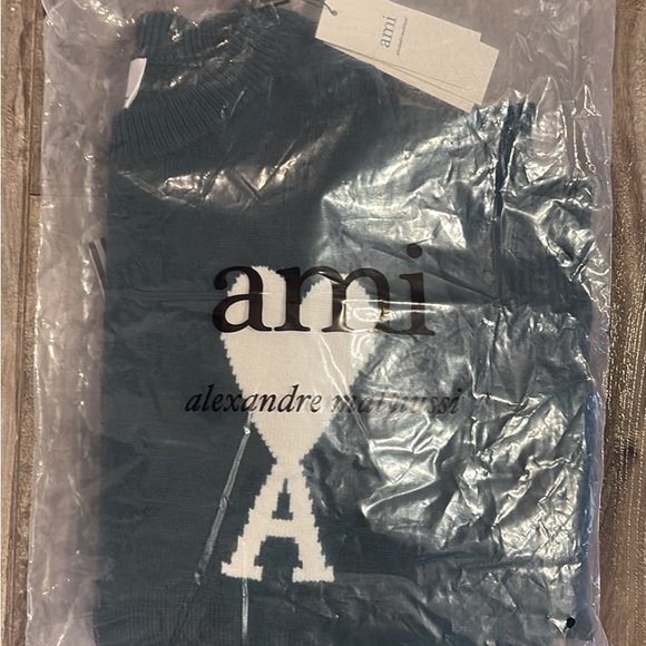 Green Ami de Paris sweater - Picture 7 of 7